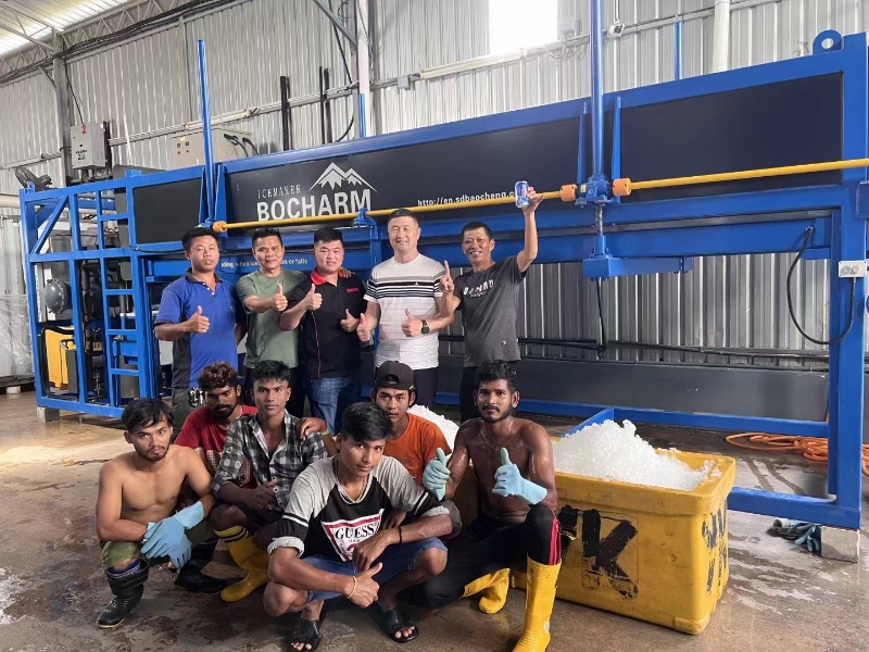 Inimbitahan si Baocharm General Manager Zhang Zhiqiang na imbestigahan ang Malaysian fishery at tulungan ang seafood preservation ice-making project